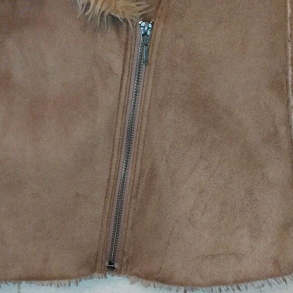 Brown Vest Sleeveless Jacket CHARMING CHARLIE Size M - Picture 3 of 6